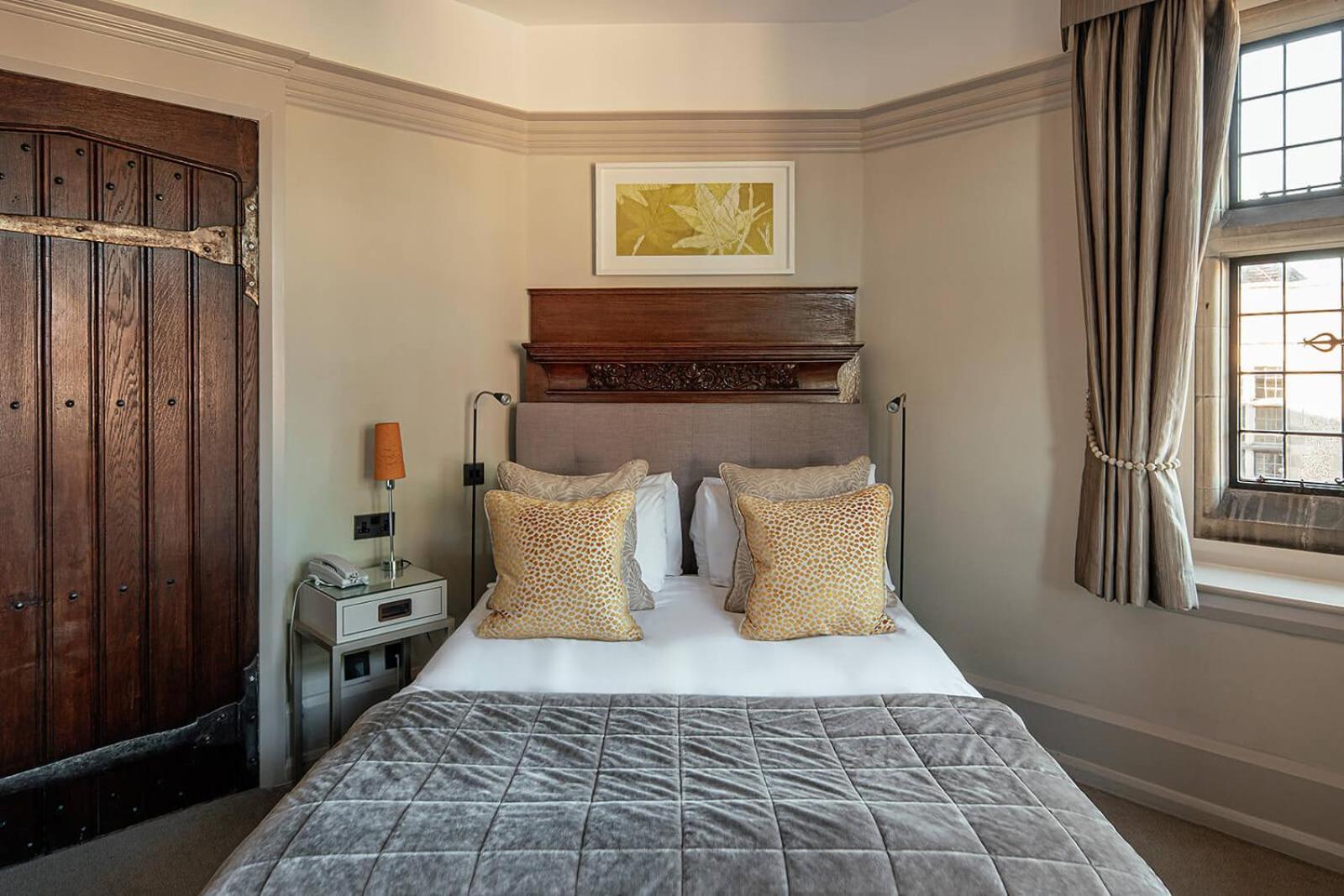 Fanhams Hall, Exclusive Collection 4* Ware