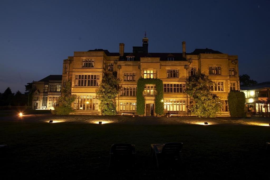 Fanhams Hall, Exclusive Collection Hotel 4*