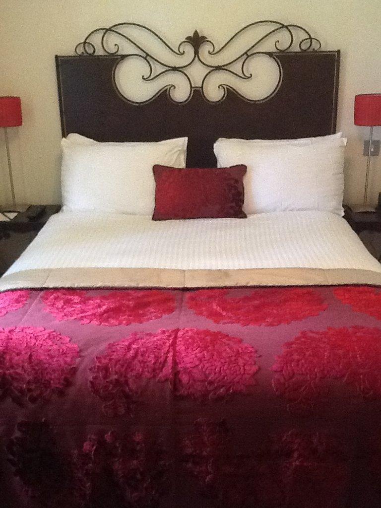 Hotel Fanhams Hall, Exclusive Collection Ware
