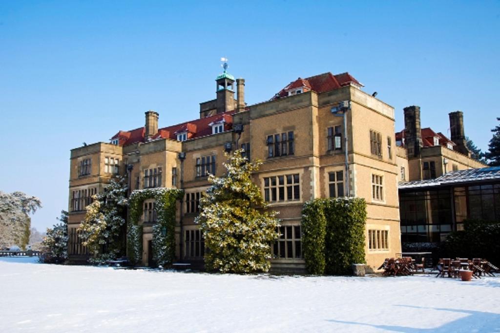 Hotel Fanhams Hall, Exclusive Collection Ware
