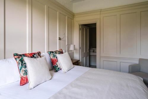 Hotel Fanhams Hall, Exclusive Collection