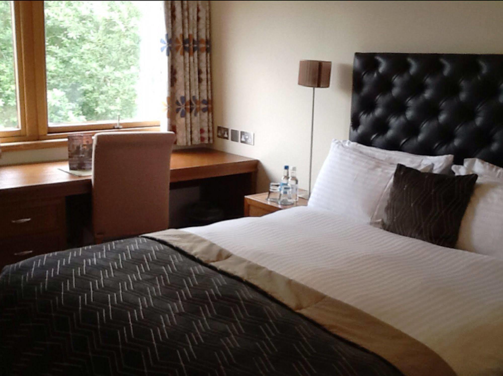 Hotel Fanhams Hall, Exclusive Collection