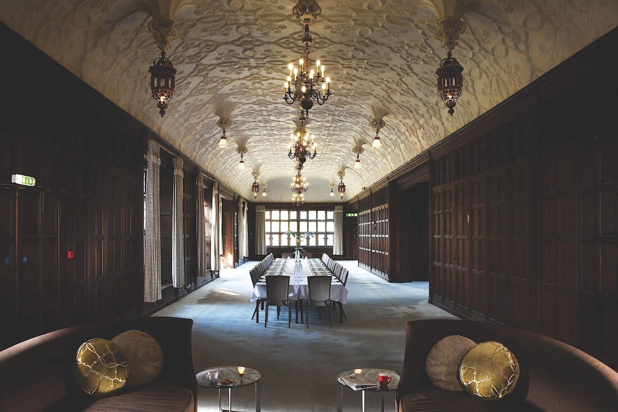 Fanhams Hall, Exclusive Collection